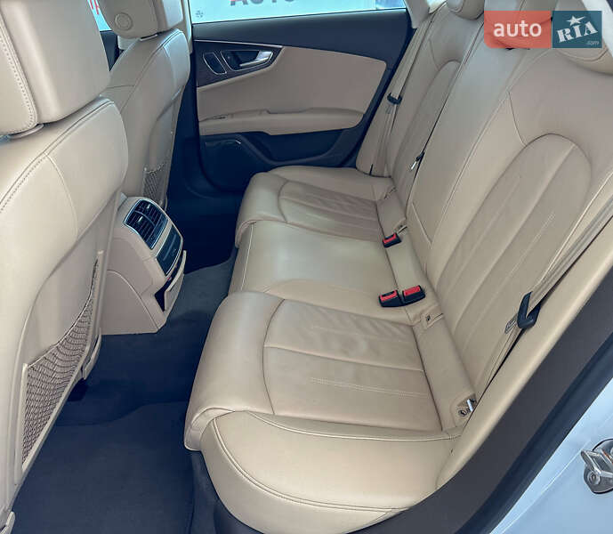 Лифтбек Audi A7 Sportback 2013 в Львове