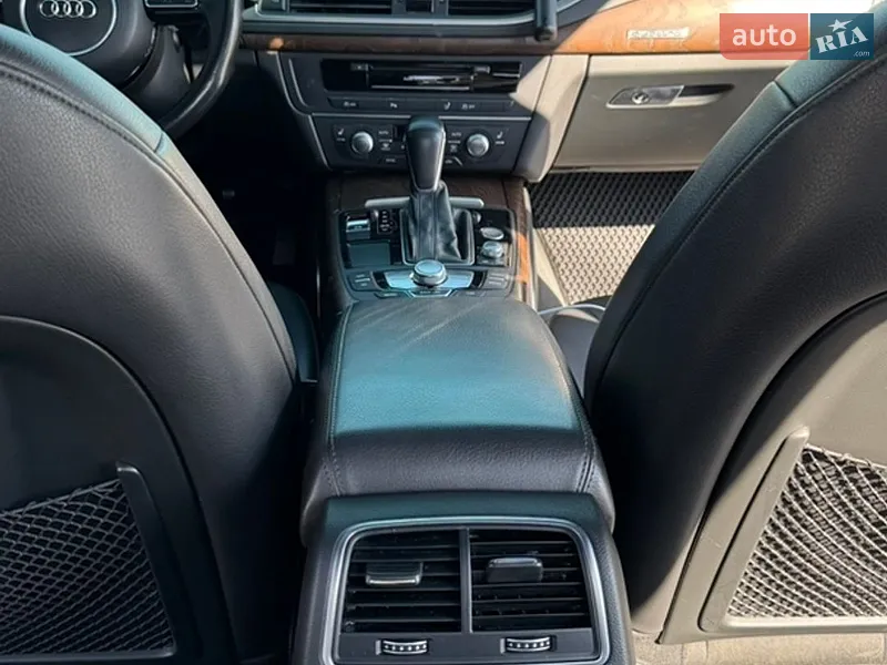 Audi A7 Sportback 2015 VIN WAUWGAFC4GN042680 фото оголошення 11 з 62