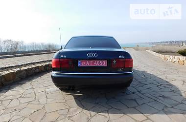 Седан Audi A8 2000 в Запорожье