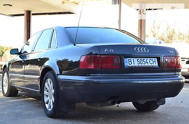 Седан Audi A8 1996 в Горишних Плавнях