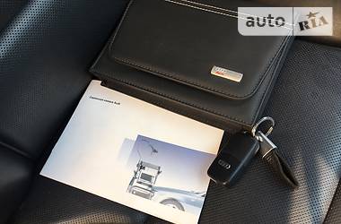 Седан Audi A8 2009 в Днепре