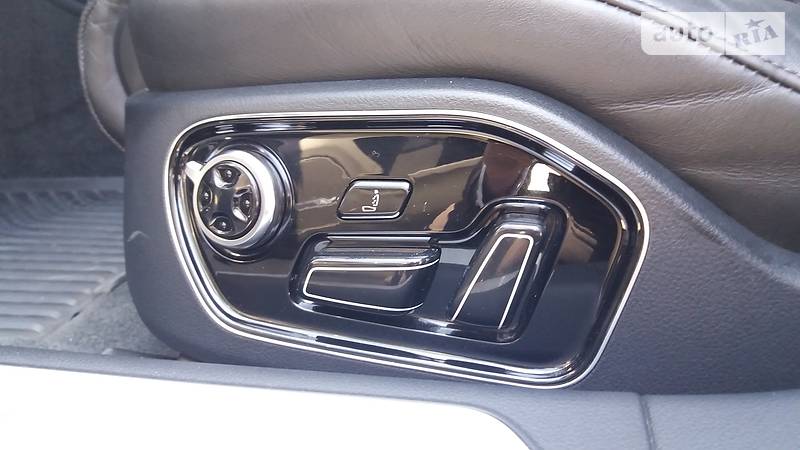 Седан Audi A8 2011 в Одесі