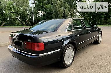 Седан Audi A8 2002 в Киеве