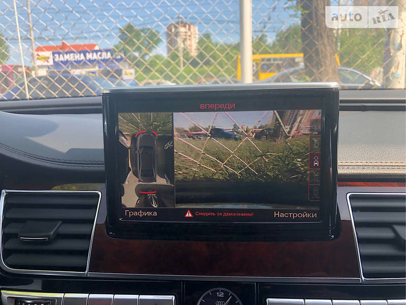Седан Audi A8 2011 в Одесі