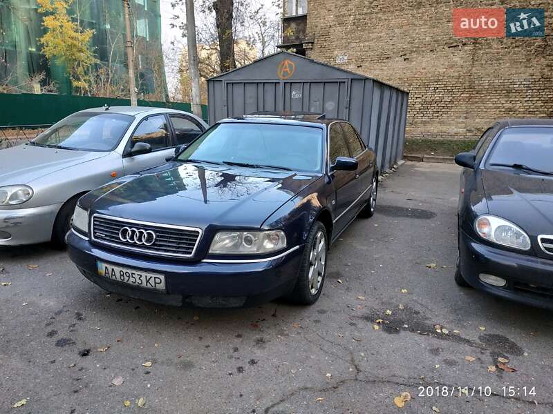 Седан Audi A8 1999 в Києві