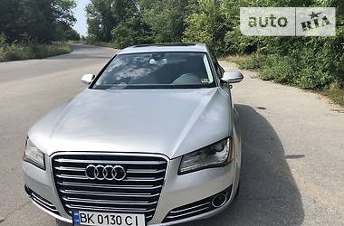 Седан Audi A8 2011 в Ровно