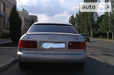 Седан Audi A8 1995 в Дружковке
