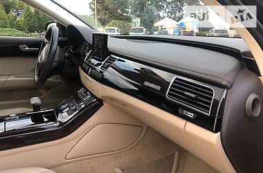 Седан Audi A8 2015 в Умани