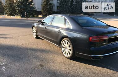 Седан Audi A8 2016 в 