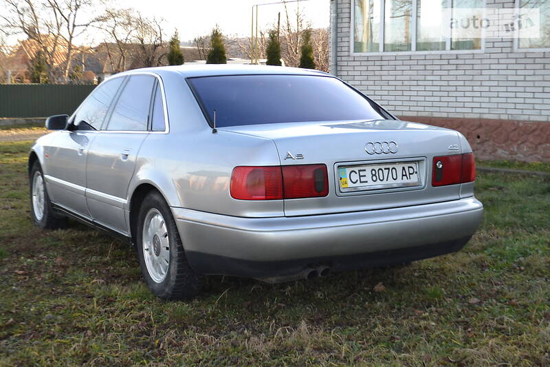 Седан Audi A8 1997 в 