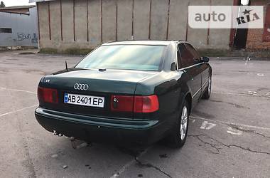 Седан Audi A8 1998 в Виннице