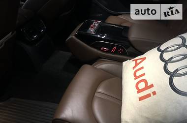 Седан Audi A8 2011 в Киеве