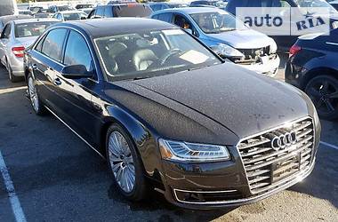 Седан Audi A8 2015 в Львове