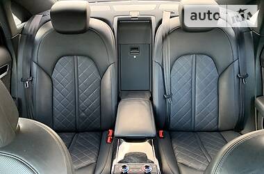 Седан Audi A8 2013 в 