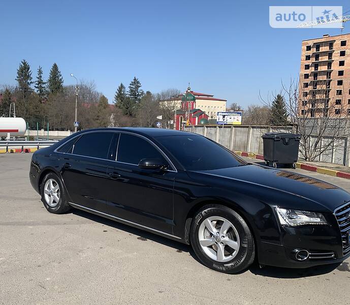 Лімузин Audi A8 2011 в Хмельницькому