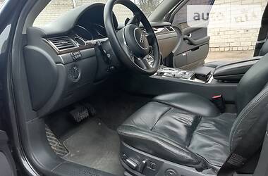 Седан Audi A8 2004 в 