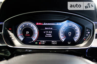 Седан Audi A8 2017 в 