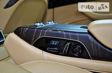 Седан Audi A8 2017 в 