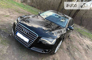 Седан Audi A8 2012 в 