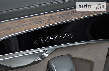 Седан Audi A8 2017 в 