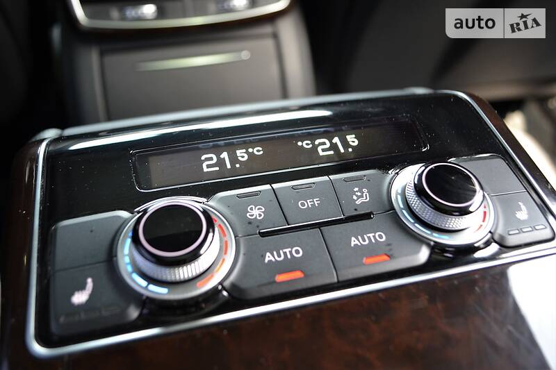 Седан Audi A8 2016 в Харькове