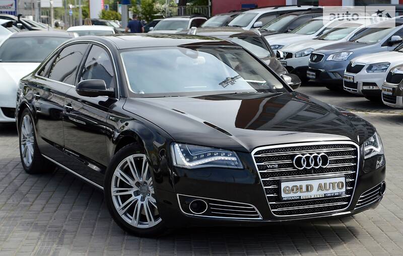 Седан Audi A8 2012 в Одесі