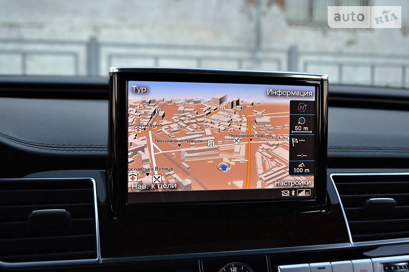 Седан Audi A8 2016 в Харькове