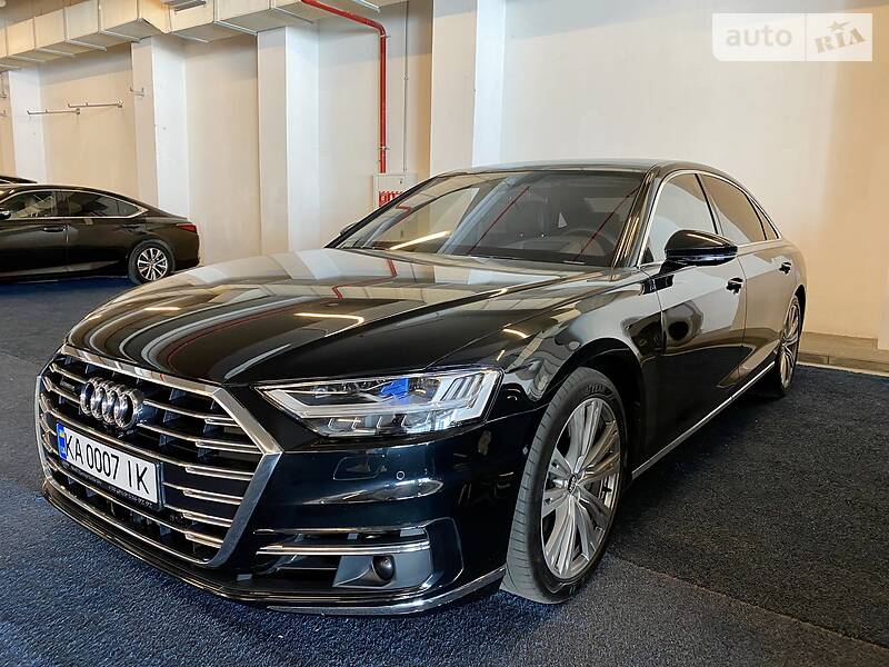 Седан Audi A8 2018 в Киеве