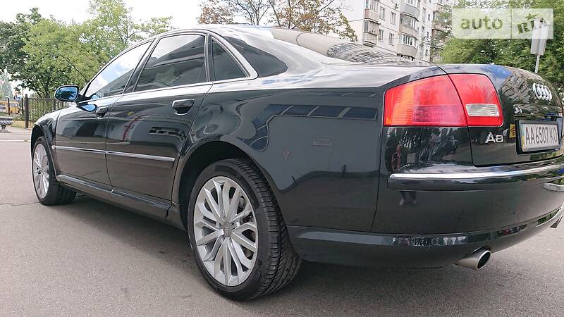 Седан Audi A8 2006 в Киеве