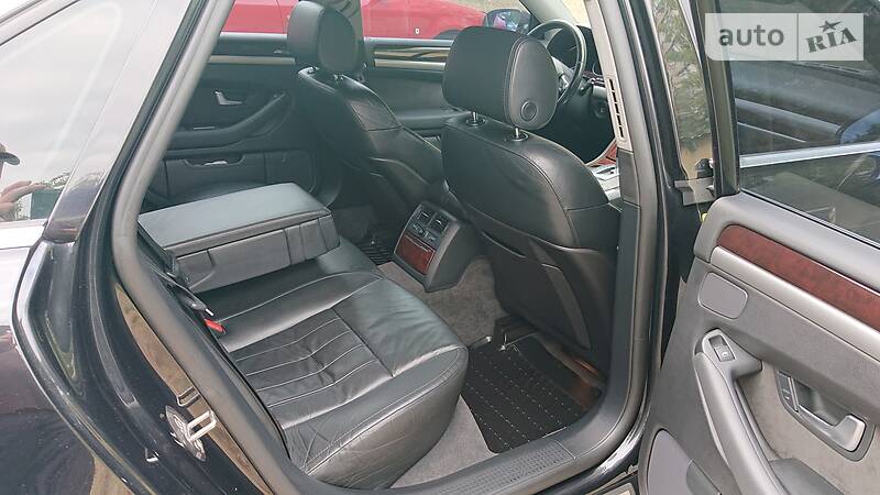 Седан Audi A8 2006 в Киеве