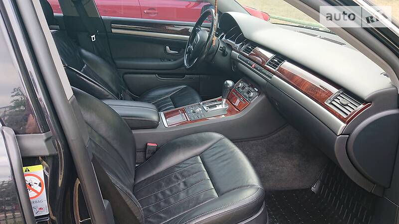 Седан Audi A8 2006 в Киеве