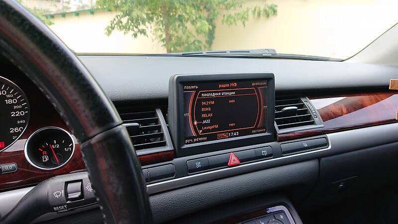 Седан Audi A8 2006 в Киеве