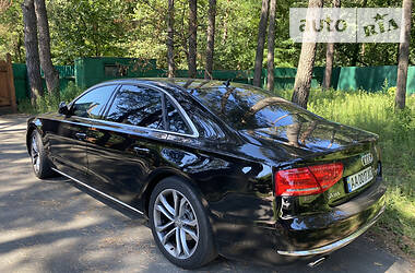 Седан Audi A8 2011 в Киеве