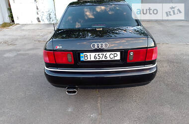 Седан Audi A8 2001 в Одессе