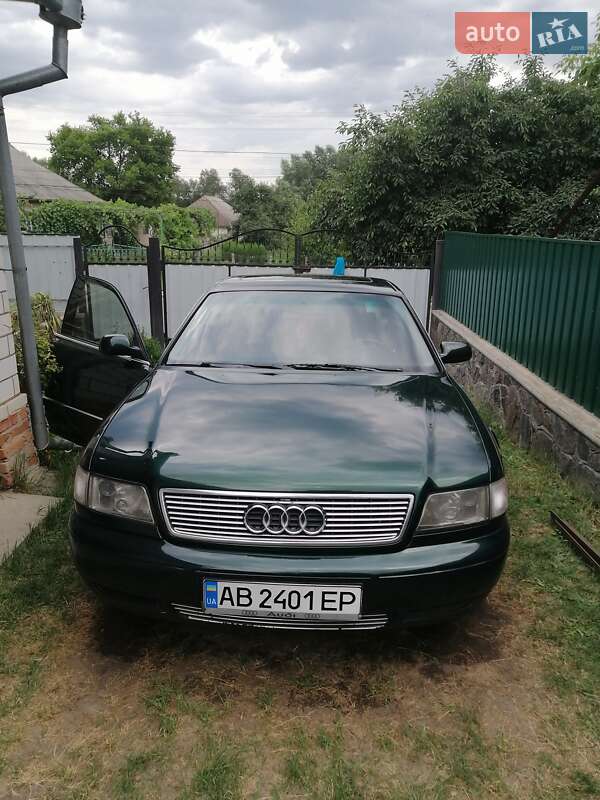 Седан Audi A8 1998 в Бершади