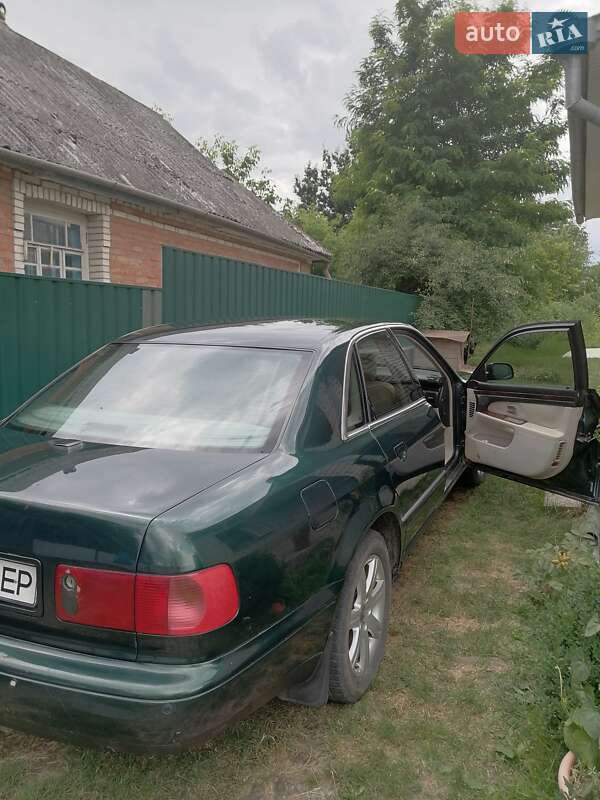Седан Audi A8 1998 в Бершади