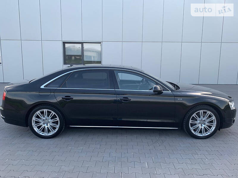 Седан Audi A8 2012 в Харкові
