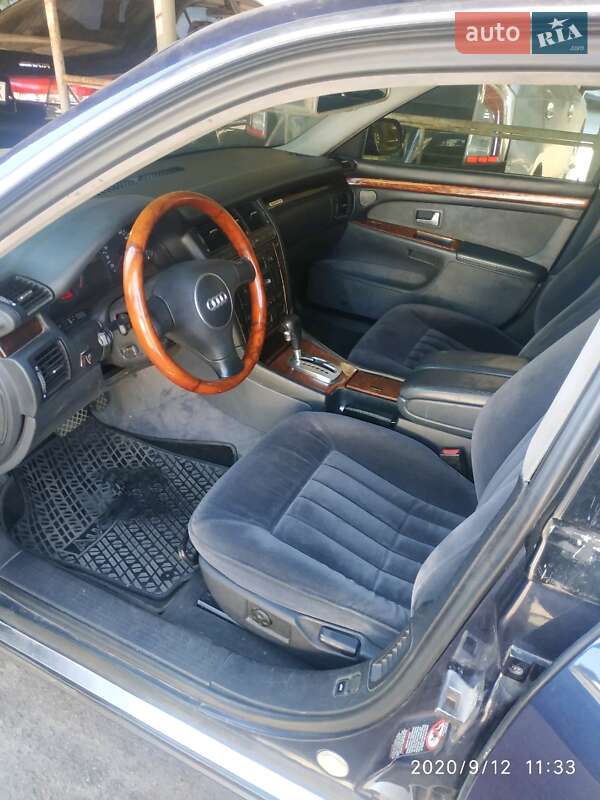 Седан Audi A8 1999 в Києві