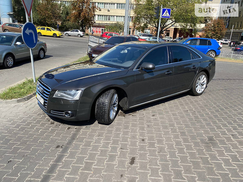 Седан Audi A8 2010 в Киеве