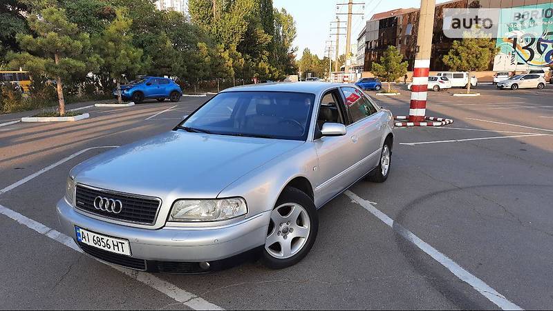 Седан Audi A8 2000 в Белой Церкви