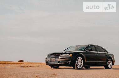 Седан Audi A8 2016 в Сумах