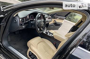 Седан Audi A8 2012 в Киеве