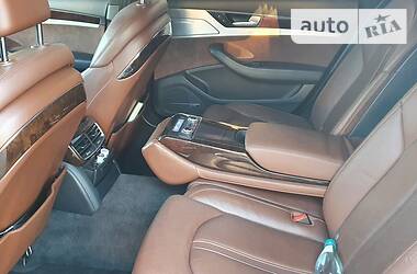 Седан Audi A8 2013 в Краматорську