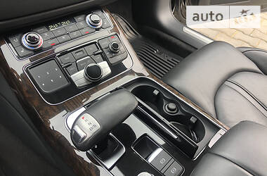 Седан Audi A8 2012 в Одесі