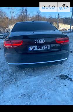 Седан Audi A8 2013 в Киеве