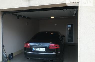 Седан Audi A8 2005 в Рівному