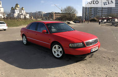 Седан Audi A8 1994 в Львове