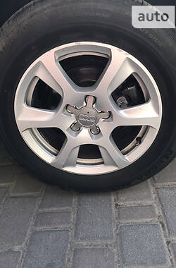 Седан Audi A8 2001 в 