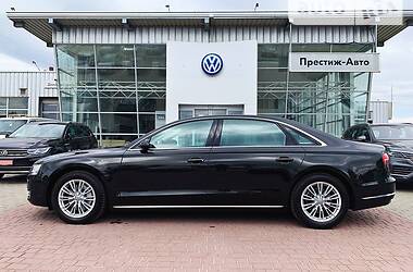 Седан Audi A8 2017 в Хмельницькому