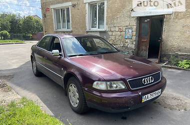 Седан Audi A8 1996 в Виннице